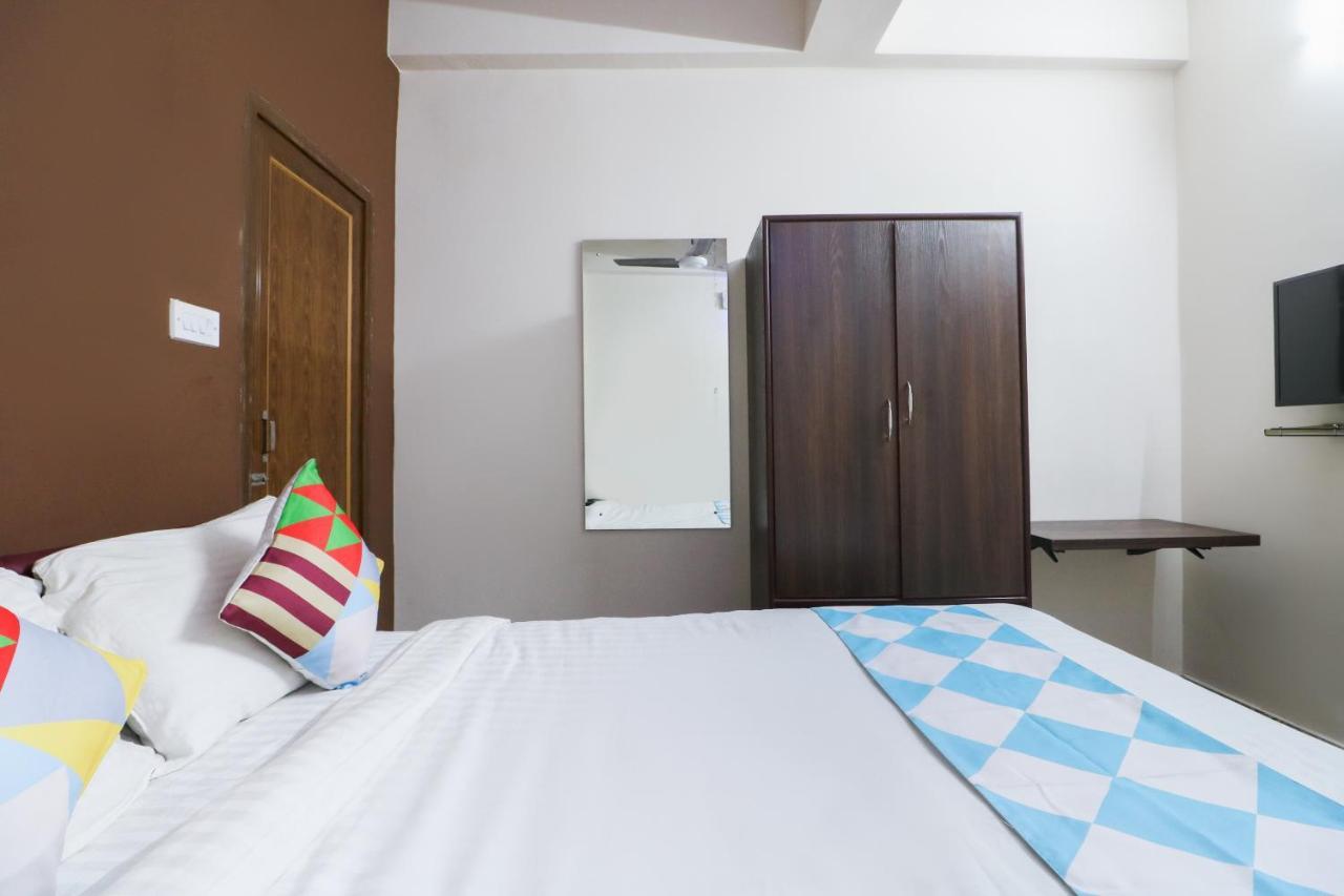 Hotel O Adri Hotels Near Dum Dum Metro Station Екстериор снимка